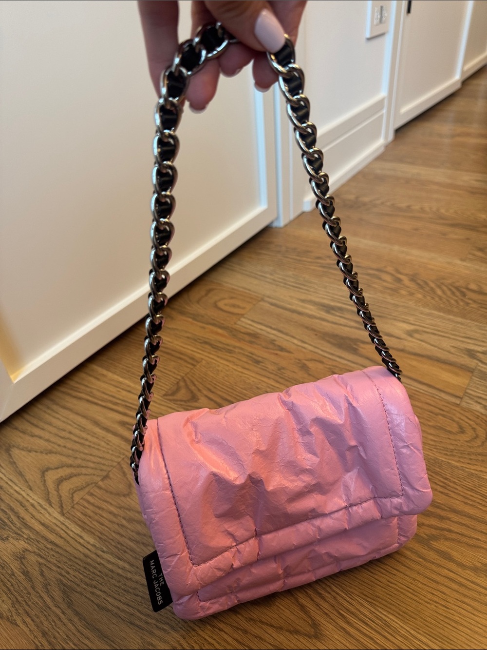 The Marc Jacobs Pillow Bag - Picture 6 of 9